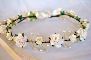 Crown Gold Detail Pearl & Floral - thefancyhen.ie
