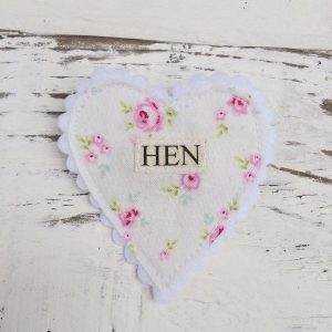 Mini Rose Hessian Hen Badge - thefancyhen.ie