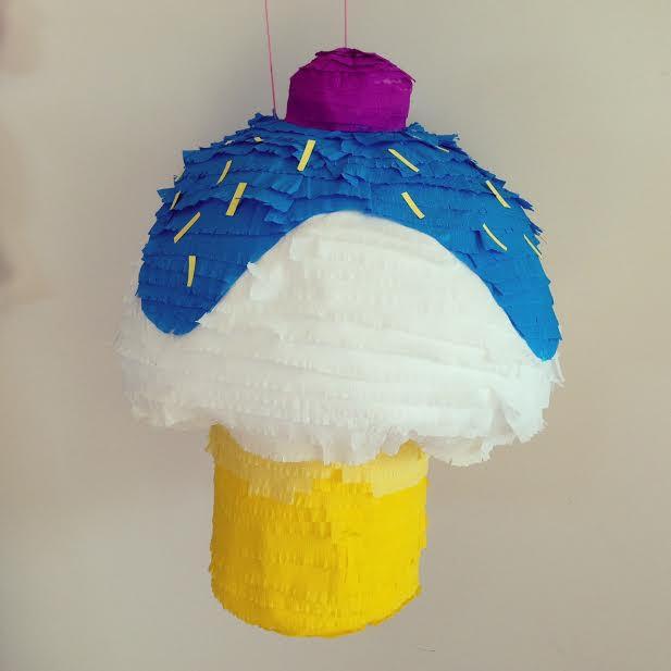 Pinata Cupcake - thefancyhen.ie