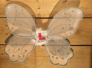 Wings White - thefancyhen.ie