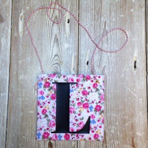L Plate Valentine Rose - thefancyhen.ie